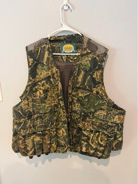 Cabela’s Seclusion 3D Camo fishing Vest Men’s Large